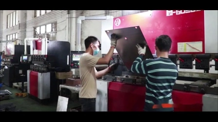 Lavorazione di ricambi auto CNC in alluminio 7075 per piegatura della lamiera, saldatura, stampaggio, piastra centrale